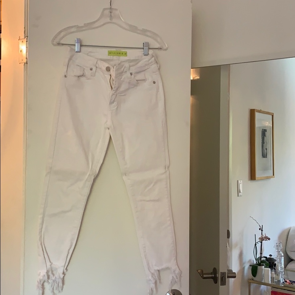 White frayed bottom jeans
